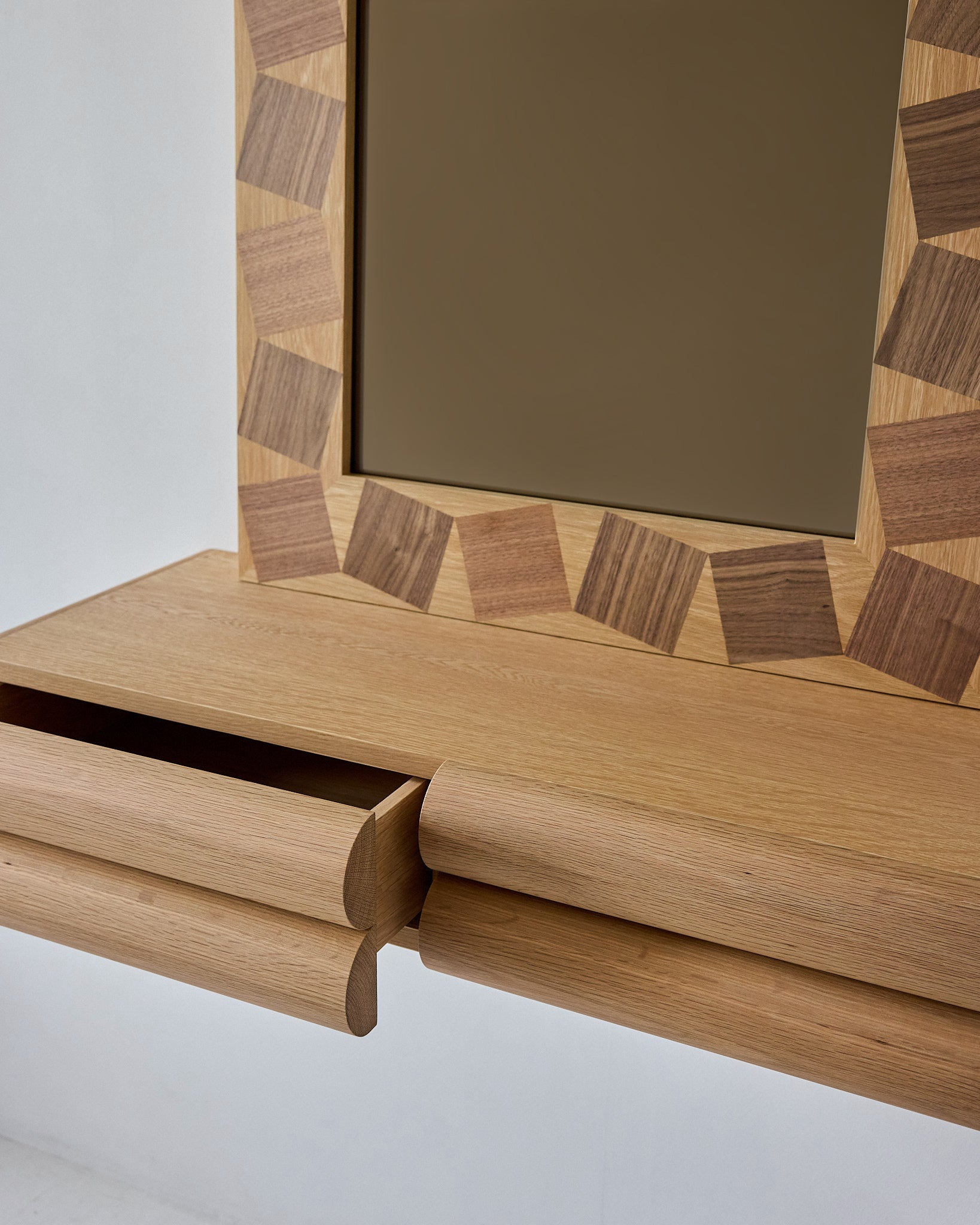 Bubble Floating Console