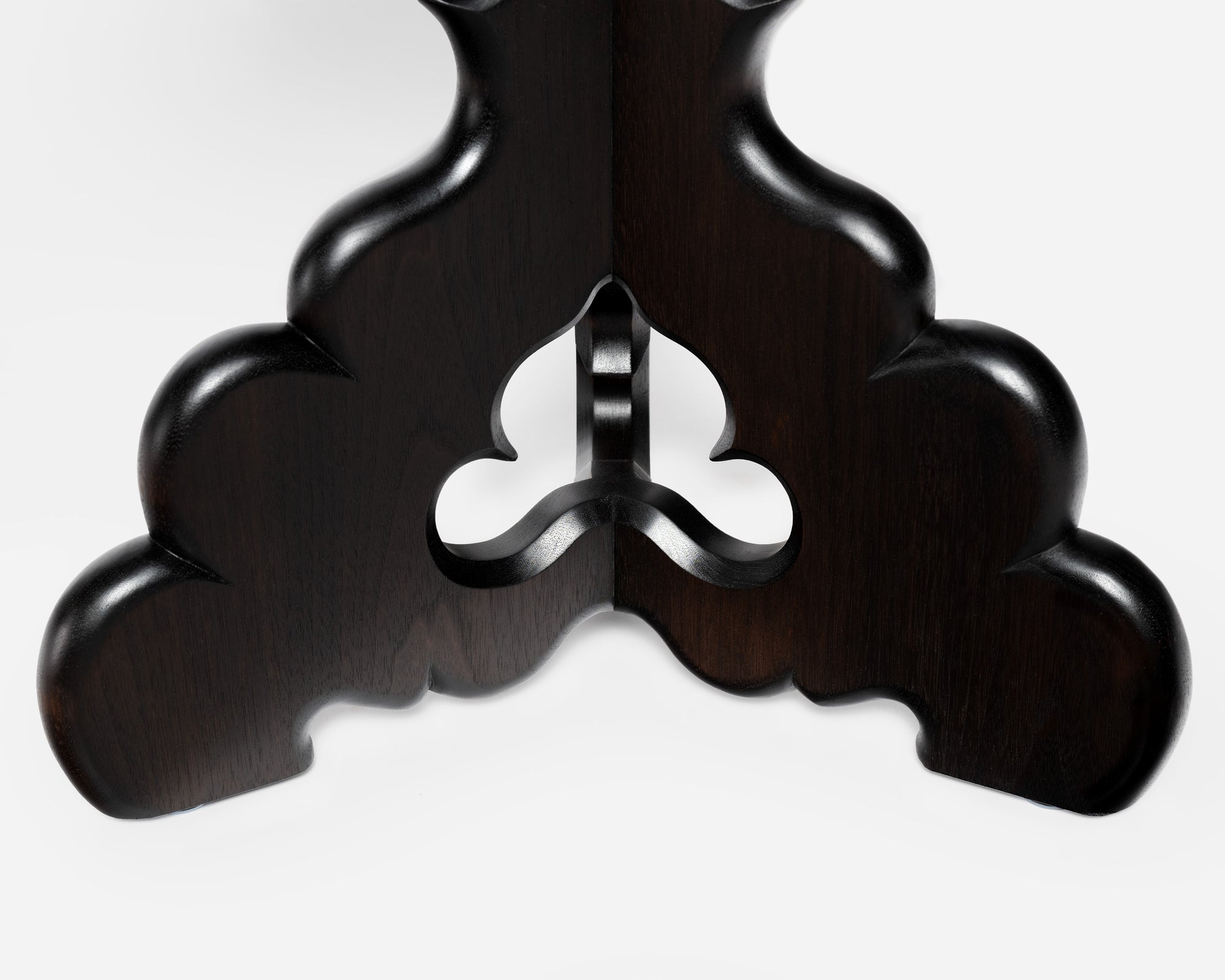 Nebula Censer Table