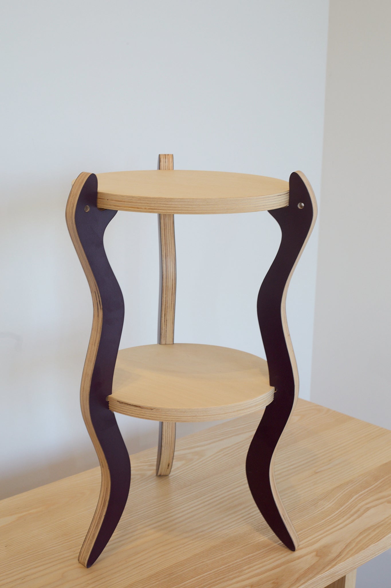 Snake Table