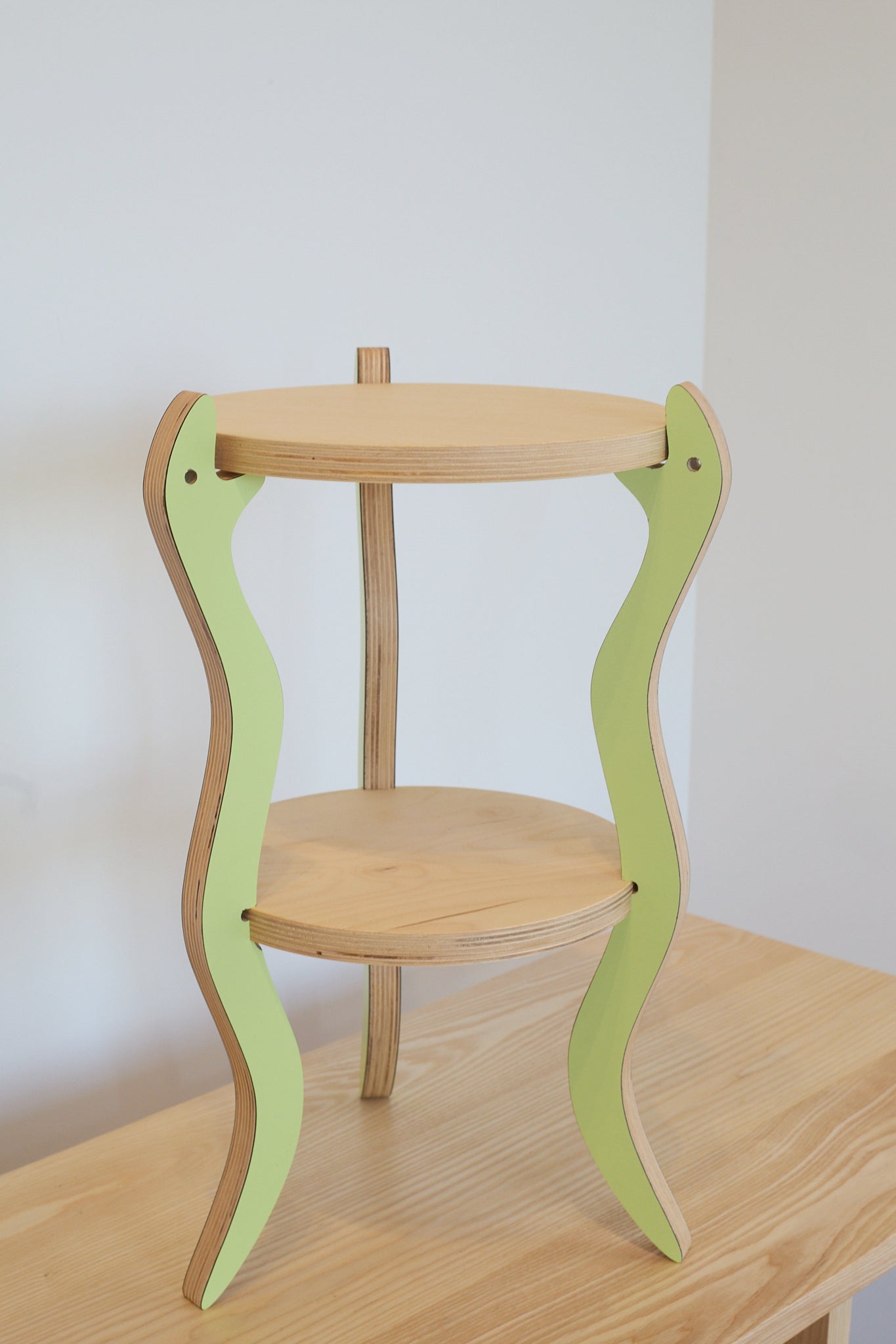 Snake Table