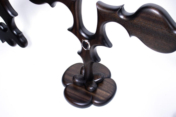 Obsidian Seraphim – Console Table