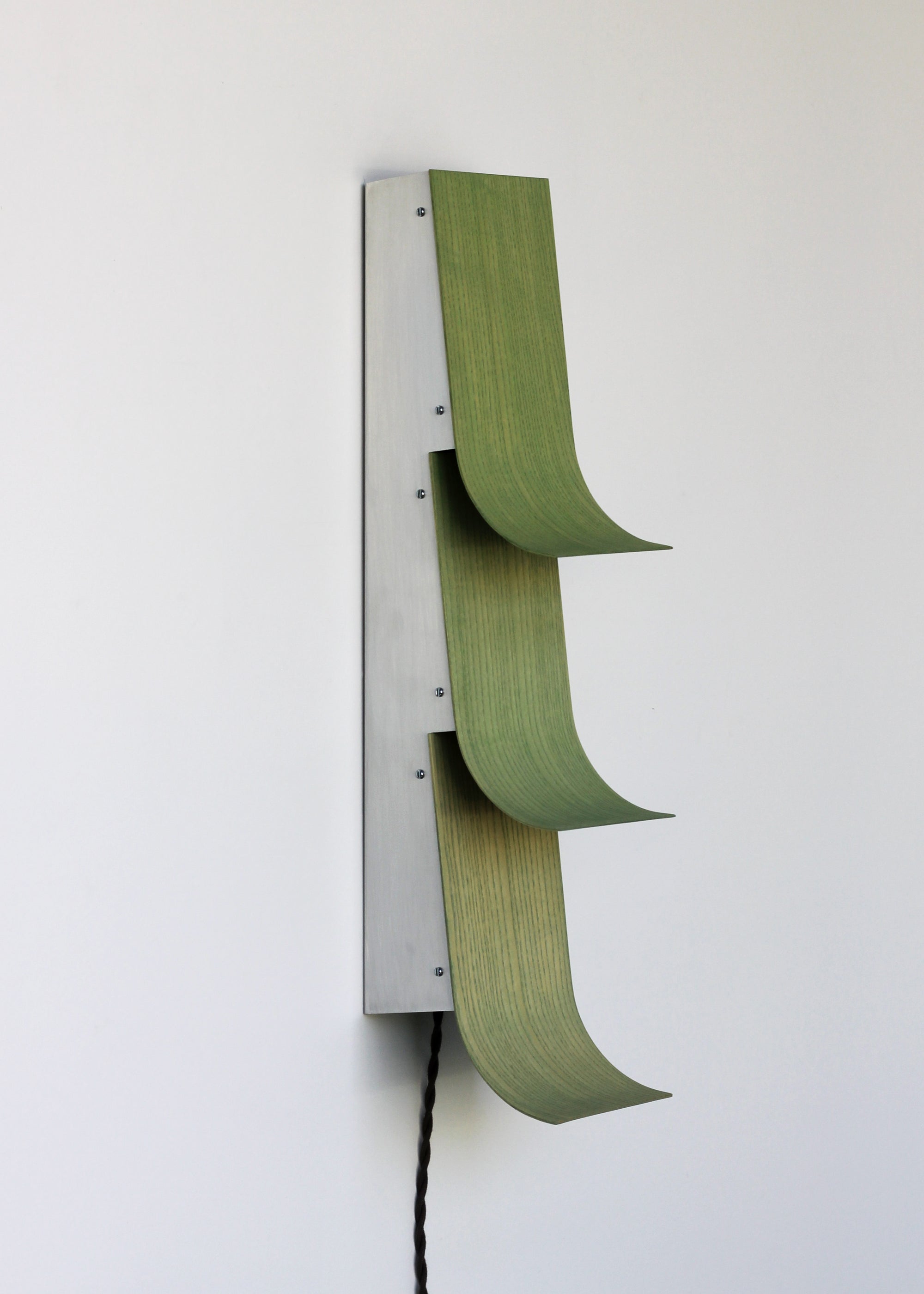 Petal Sconce – Single Row